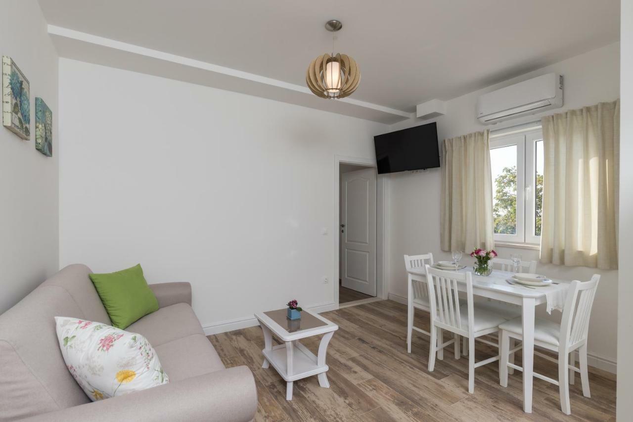 Horizon Apartment Млини Екстериор снимка